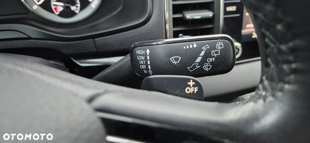 Skoda Karoq 1.5 TSI ACT DSG Style - 22