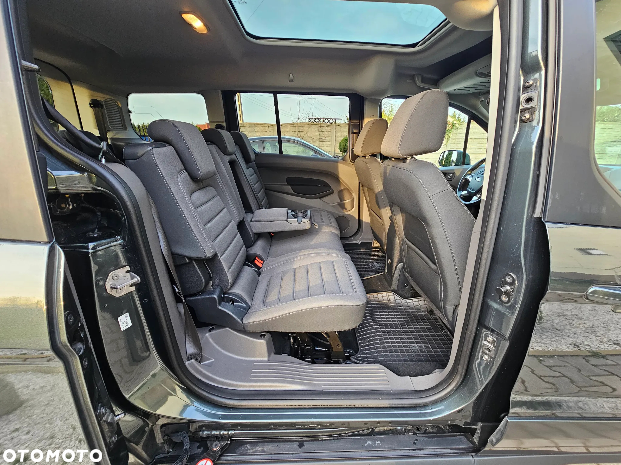 Ford Tourneo Connect Grand - 6