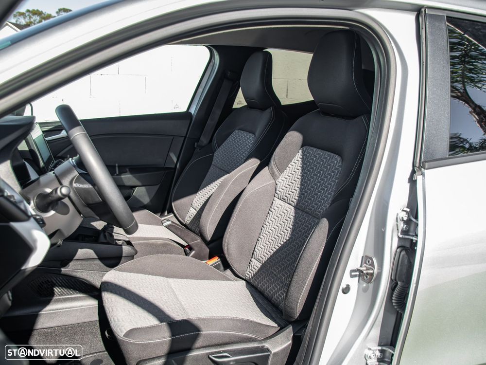 Renault Clio 1.0 TCe Limited Bi-Fuel - 16