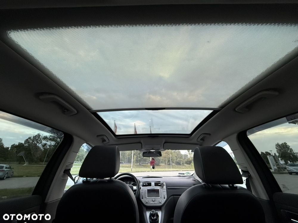 Ford Kuga - 13