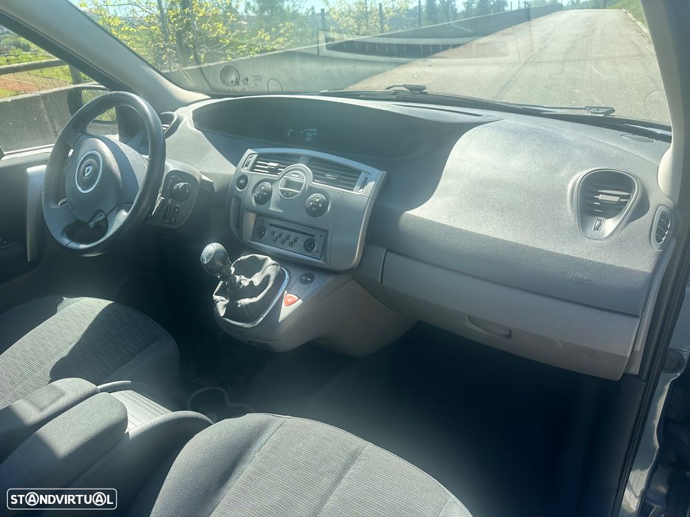 Renault Scénic - 12