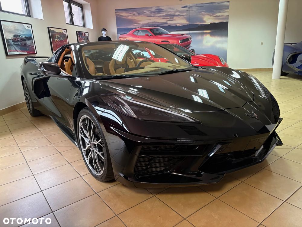 Chevrolet Corvette - 24