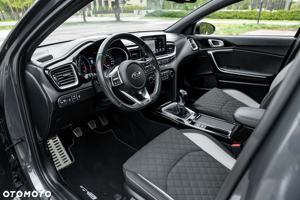 Kia Ceed 1.0 T-GDI ISG GT Line - 18