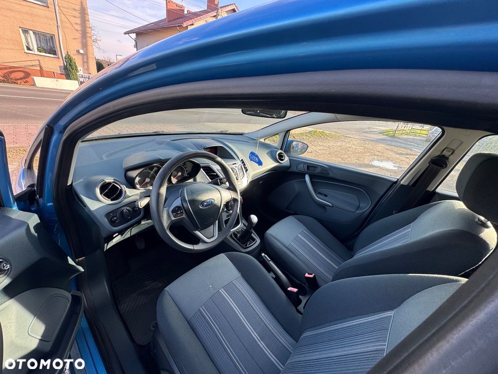 Ford Fiesta 1.25 Ghia - 13