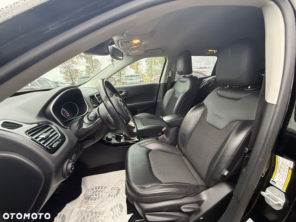 Jeep Compass - 9