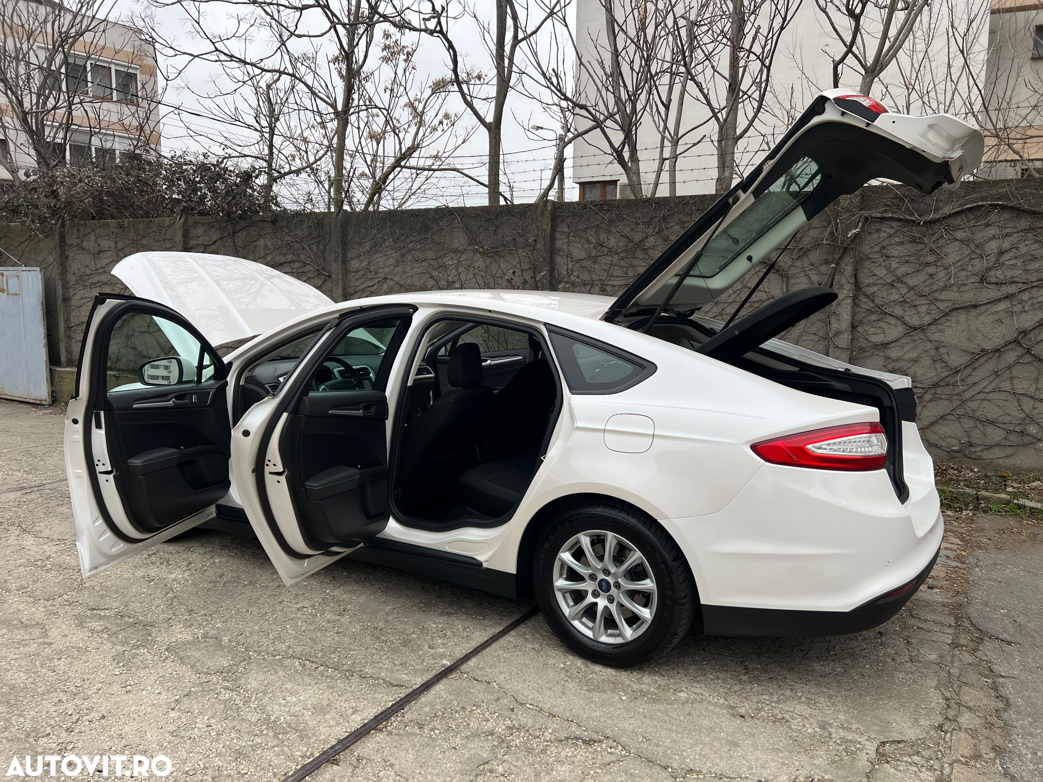 Ford Mondeo 2.0 TDCi Trend - 15
