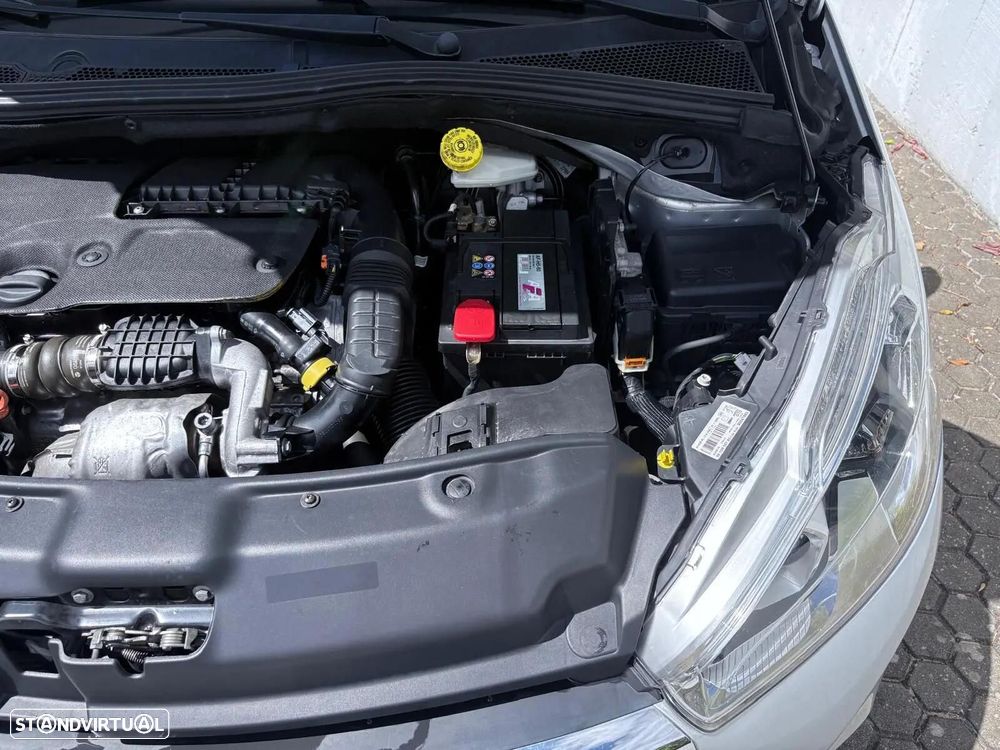 Peugeot 208 1.6 BlueHDi Style - 19