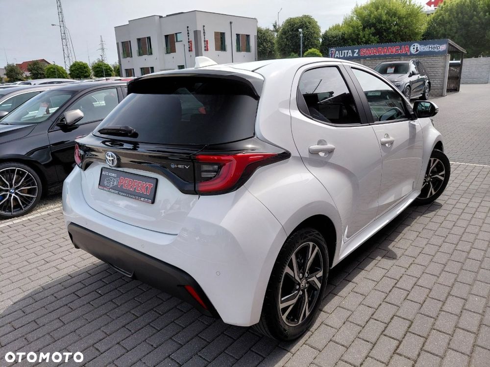 Toyota Yaris - 8