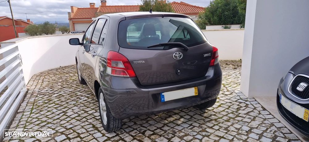 Toyota Yaris 1.0 VVT-i Comfort - 3