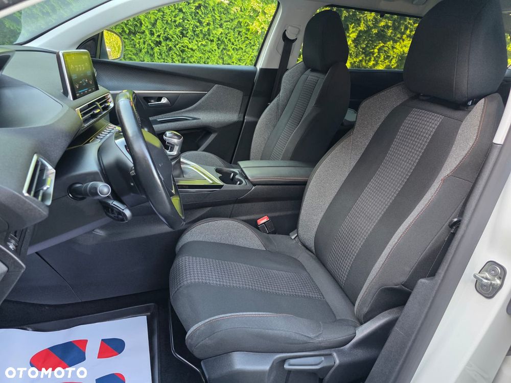 Peugeot 5008 - 11