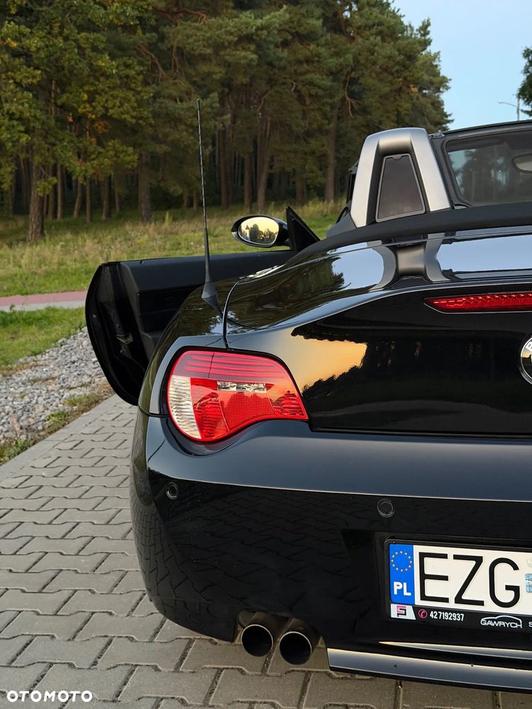 BMW Z4 2.5i - 6