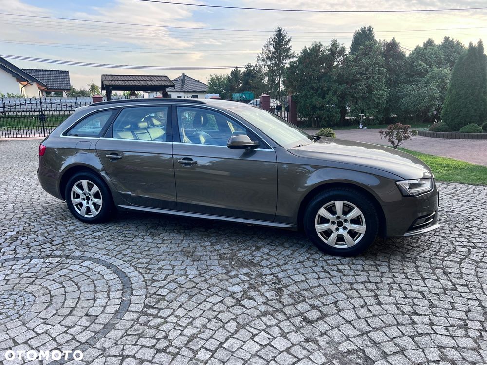 Audi A4 Avant - 9
