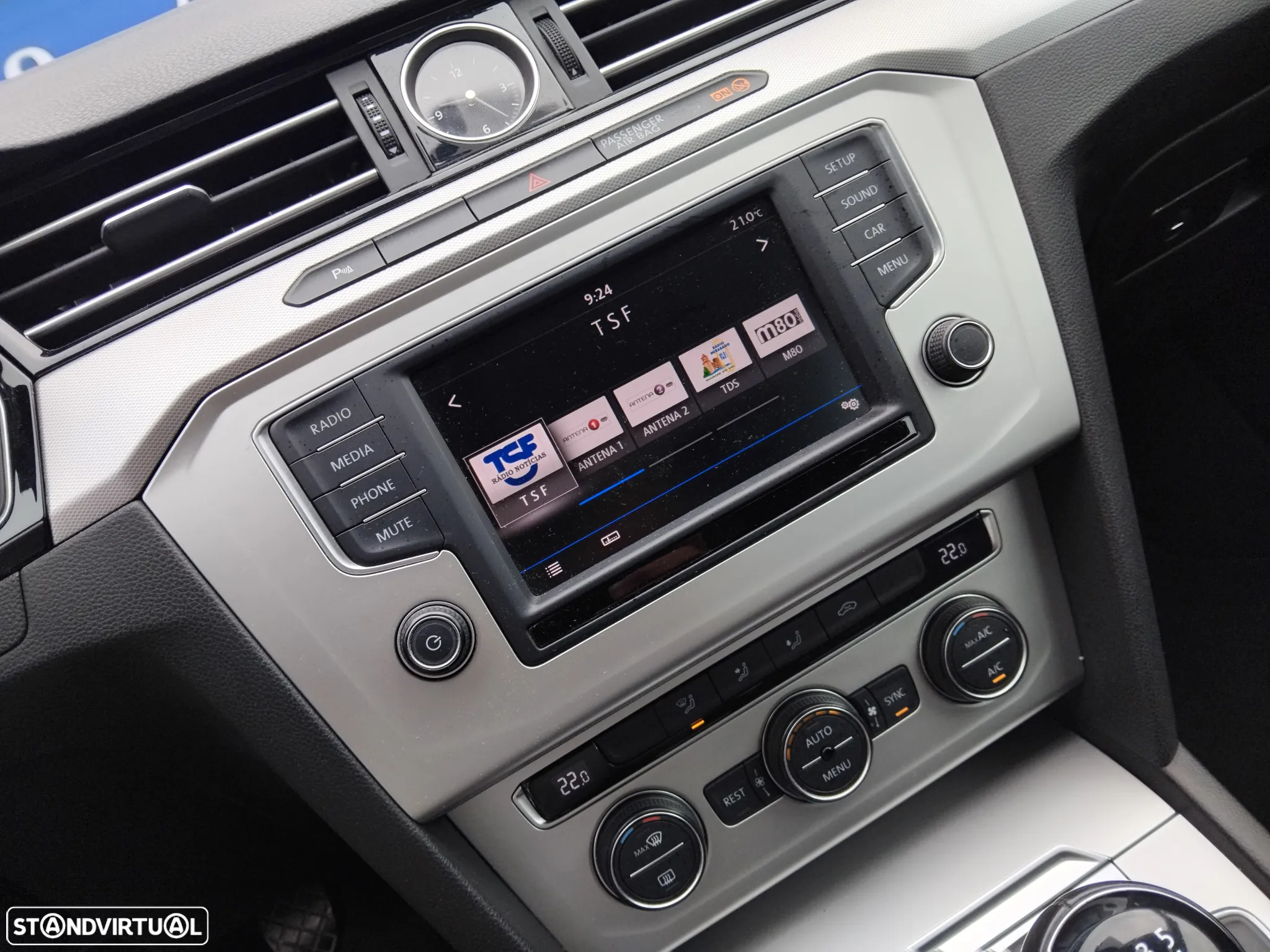 VW Passat 1.6 TDI BlueMotion - 9