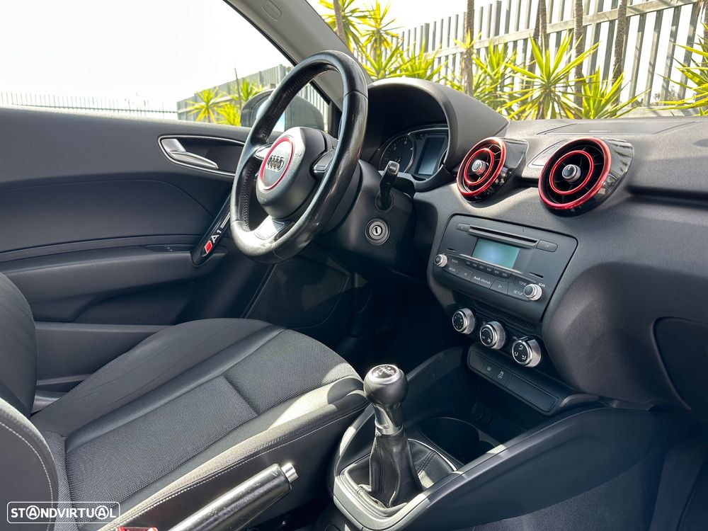 Audi A1 1.6 TDI S line edition - 14