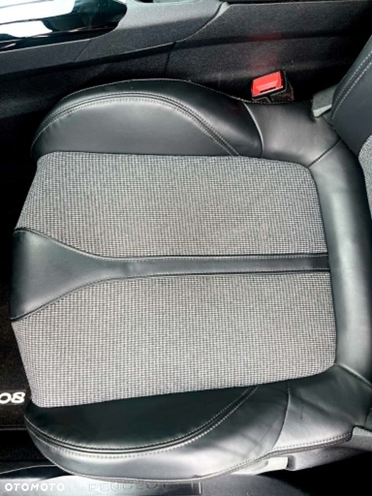 Peugeot 3008 BlueHDi 130 Stop & Start EAT8 Active - 17