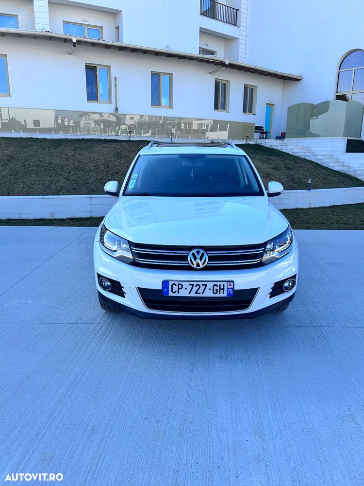 Volkswagen Tiguan 2.0 TDI DPF 4Motion BlueMotion Technology DSG Sport & Style - 4