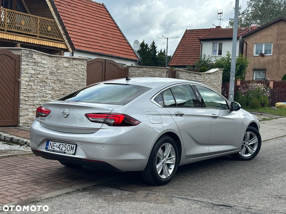Opel Insignia 1.5 T Exclusive S&S - 15