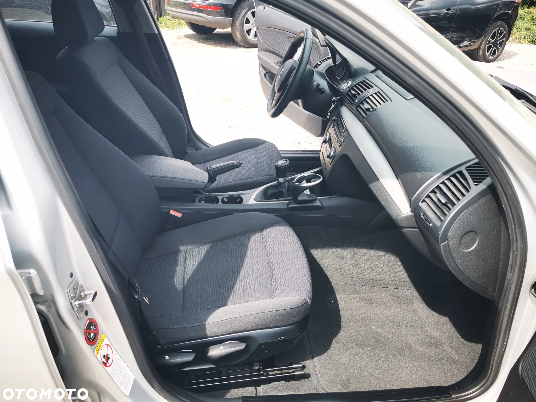 BMW Seria 1 118i Edition Sport - 13