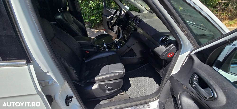 Ford S-Max 2.0 TDCi Titanium - 5
