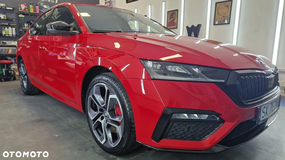 Skoda Octavia ver-1-4-tsi-plug--in-hybrid-rs-dsg - 7