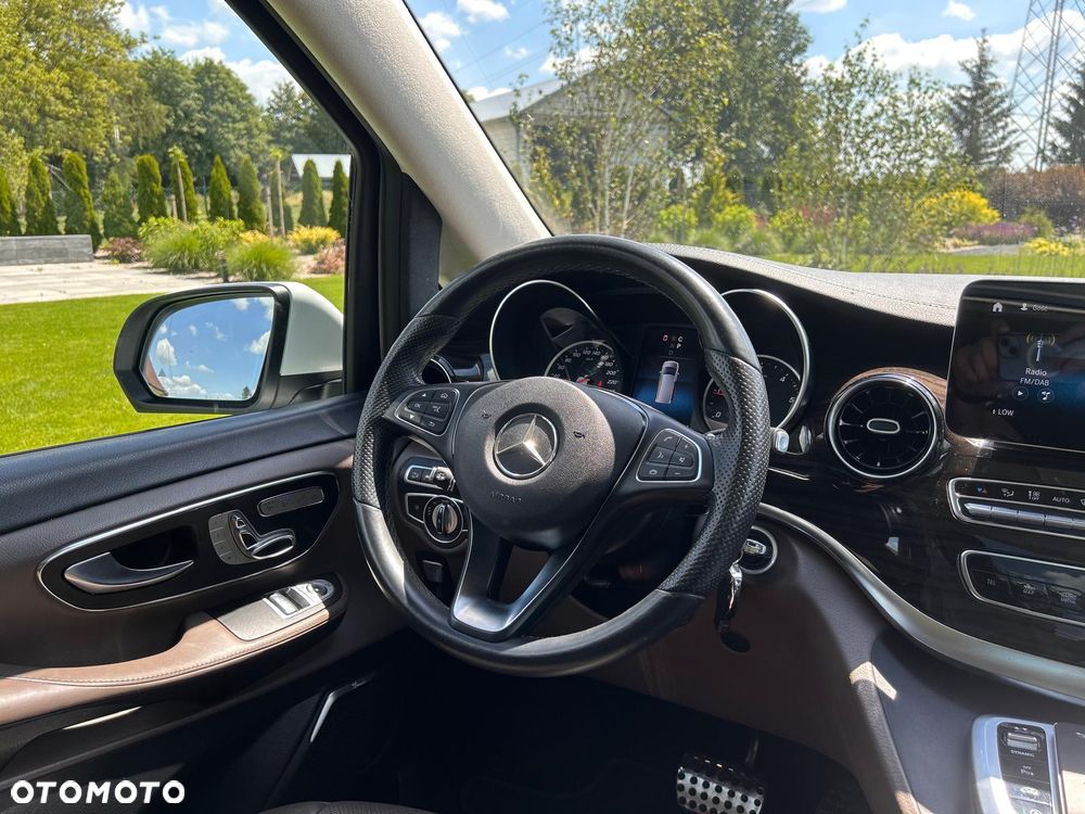 Mercedes-Benz Klasa V 300 d 4-Matic Avantgarde 9G-Tronic (d³ugi) - 34