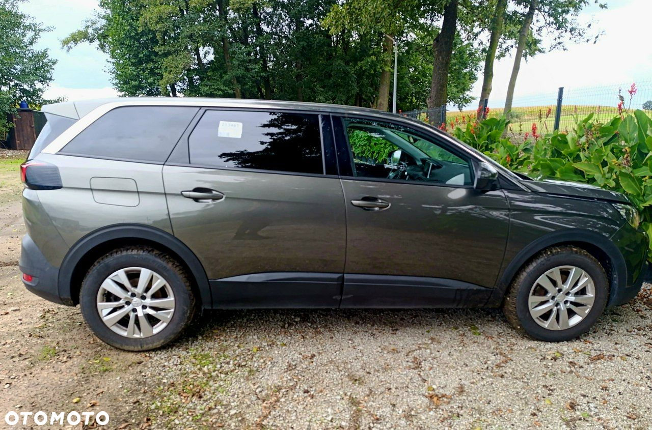Peugeot 5008 - 3