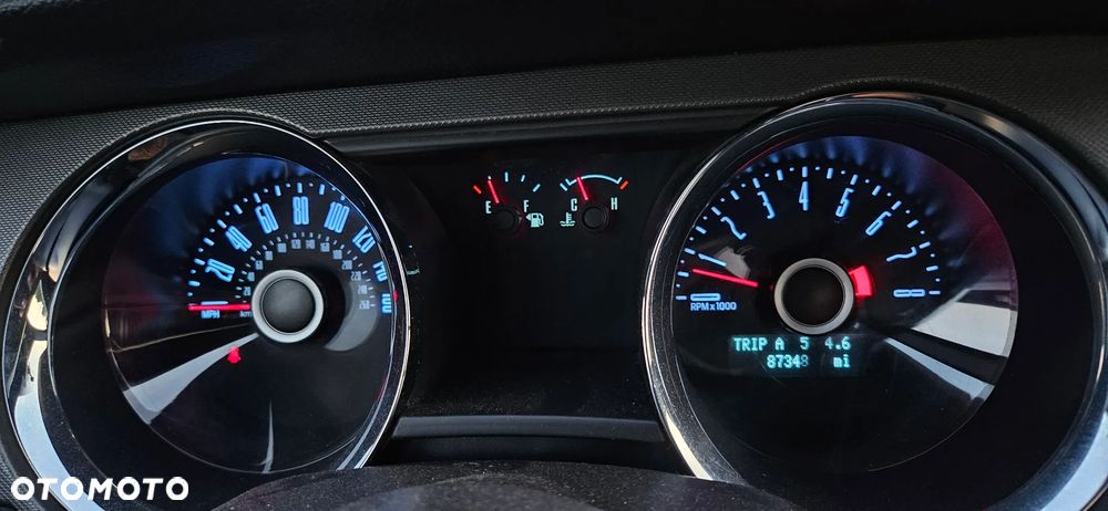 Ford Mustang 3.7 V6 Premium - 11