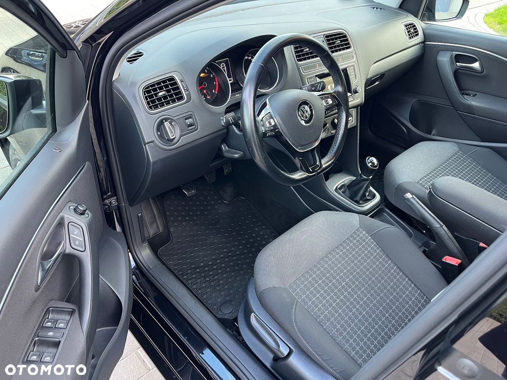 Volkswagen Polo 1.2 TSI BMT Comfortline - 17