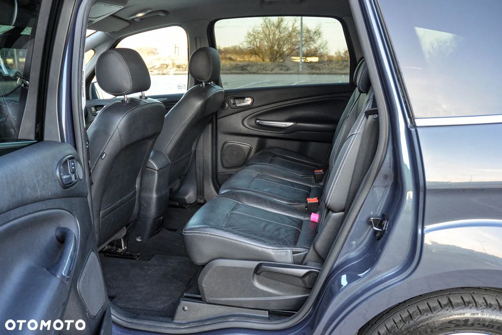 Ford S-Max 2.0 TDCi DPF Titanium - 8