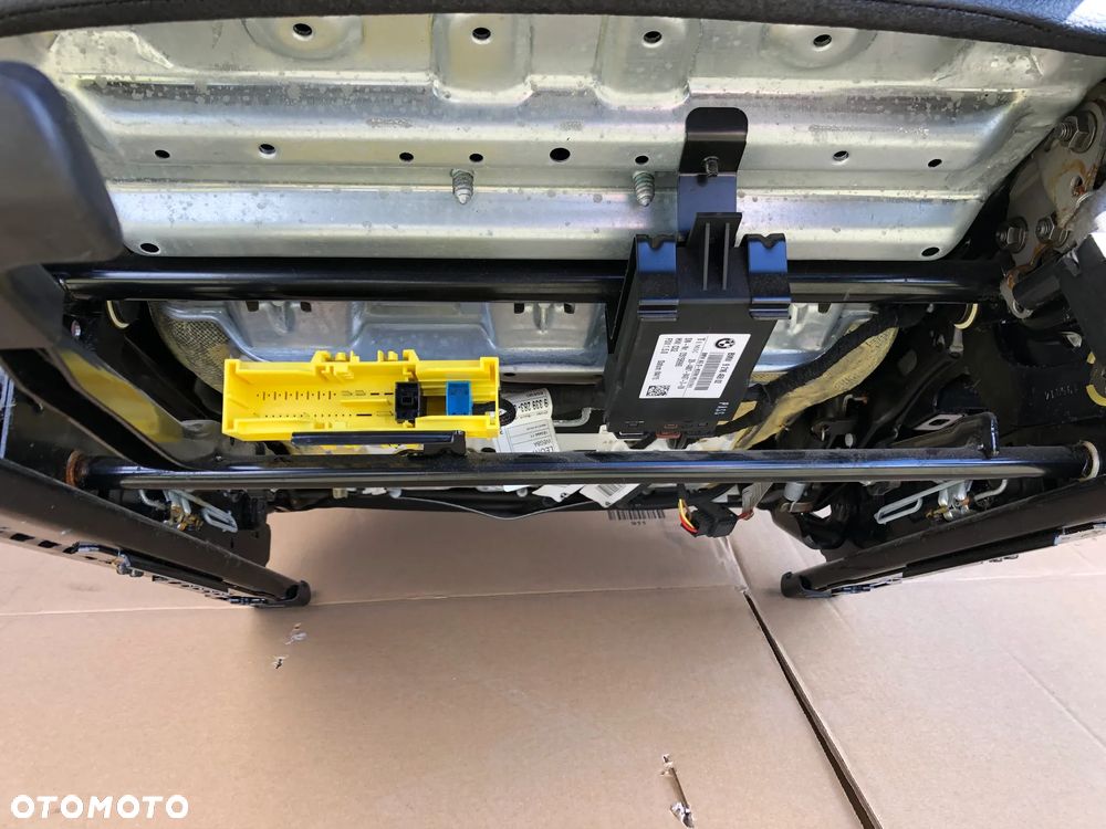 BMW F30 F31 F20 M-PAKIET GRZANE FOTEL LEWY PRAWY CZARNA SKÓRA - 16