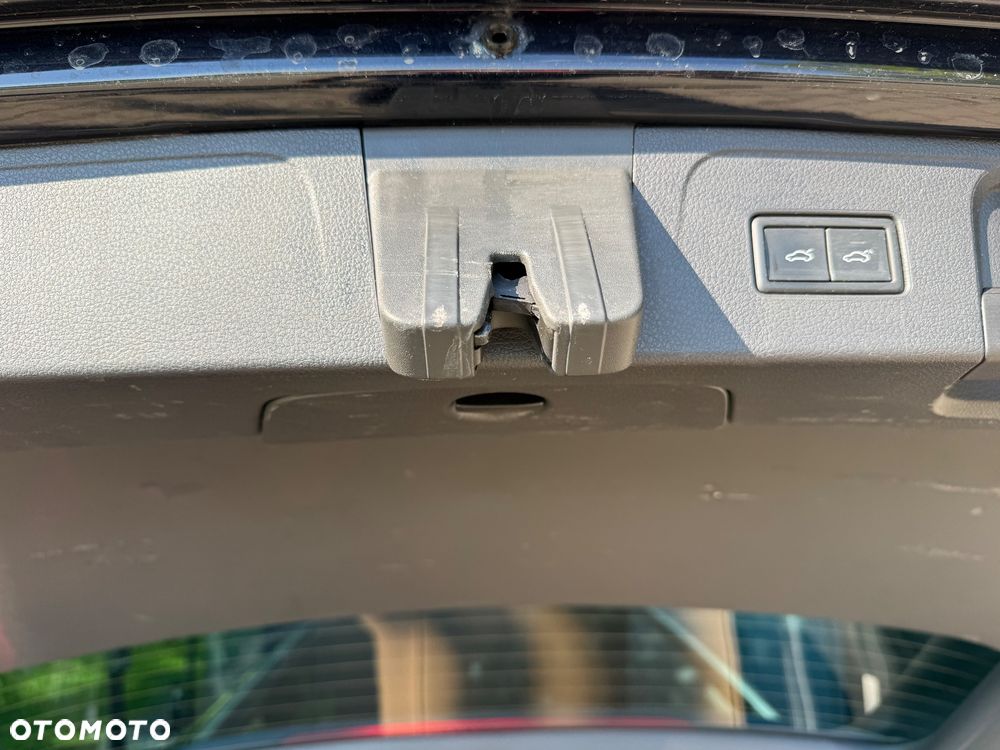 Volkswagen Passat 2.0 TDI EVO Elegance DSG - 27