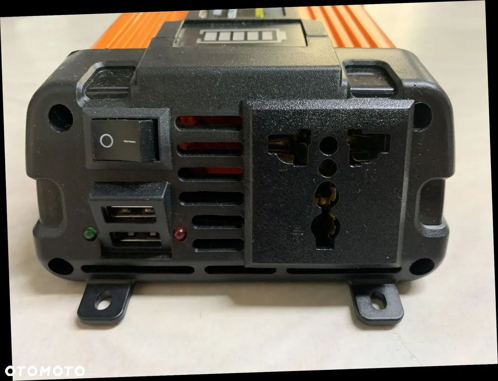 PRZETWORNICA NAPIĘCIA SAMOCHODOWA 500W / 4000W 12V POWER INVERTER KONWERTER NOWY - 4