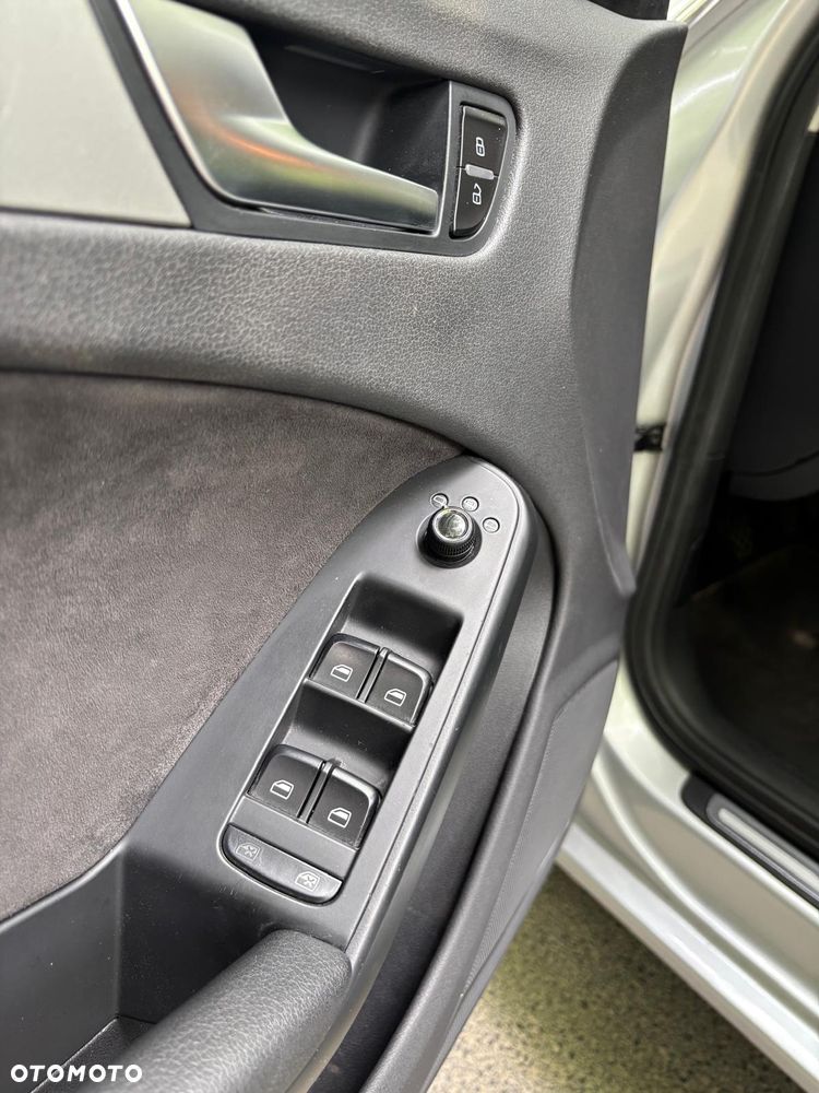 Audi A4 Avant 2.0 TDI - 12