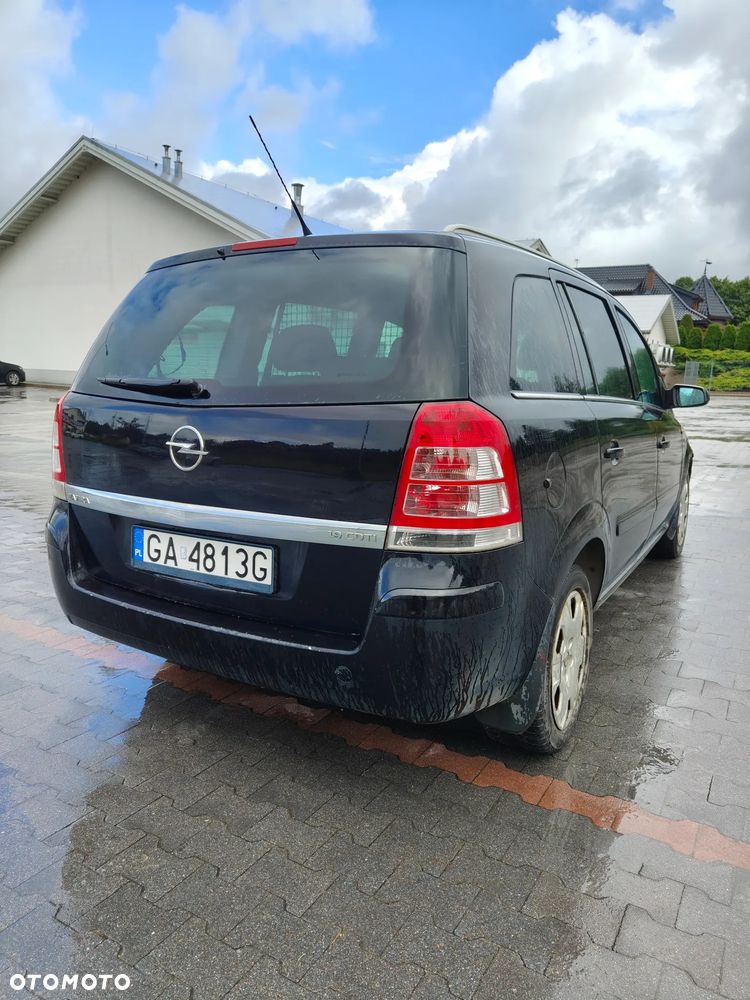 Opel Zafira 1.9 CDTI Enjoy - 24