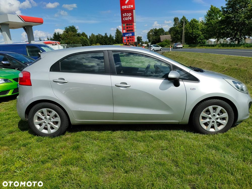 Kia Rio 1.4 Edition 7 - 5