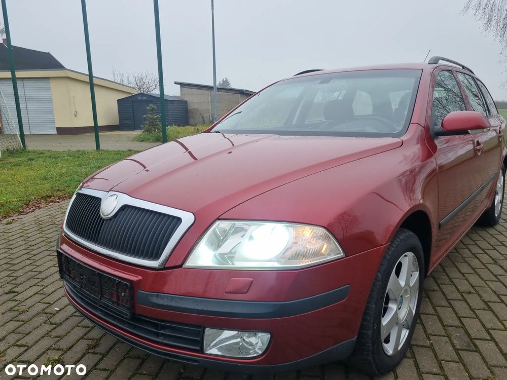Skoda Octavia 2.0 TDI DPF DSG IMPULS EDITION - 1