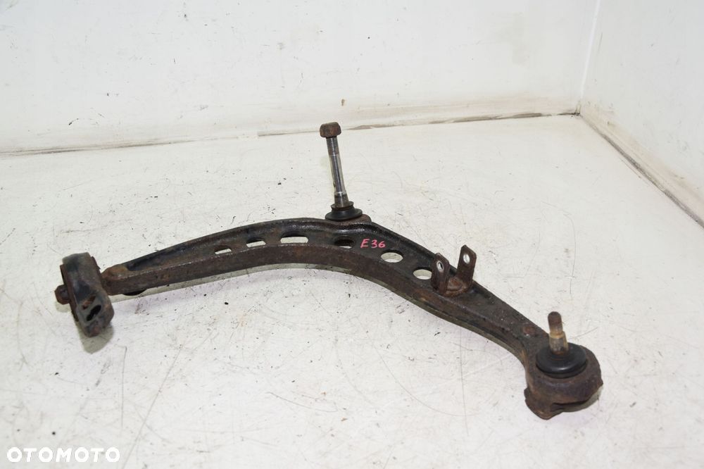 BMW E36 318I WAHACZ PRAWY PRZÓD DOLNY ORYG ŁADNY - 1