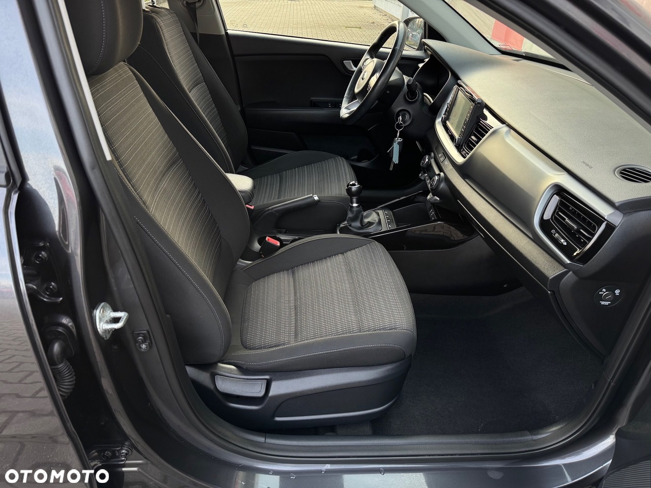 Kia Stonic - 4