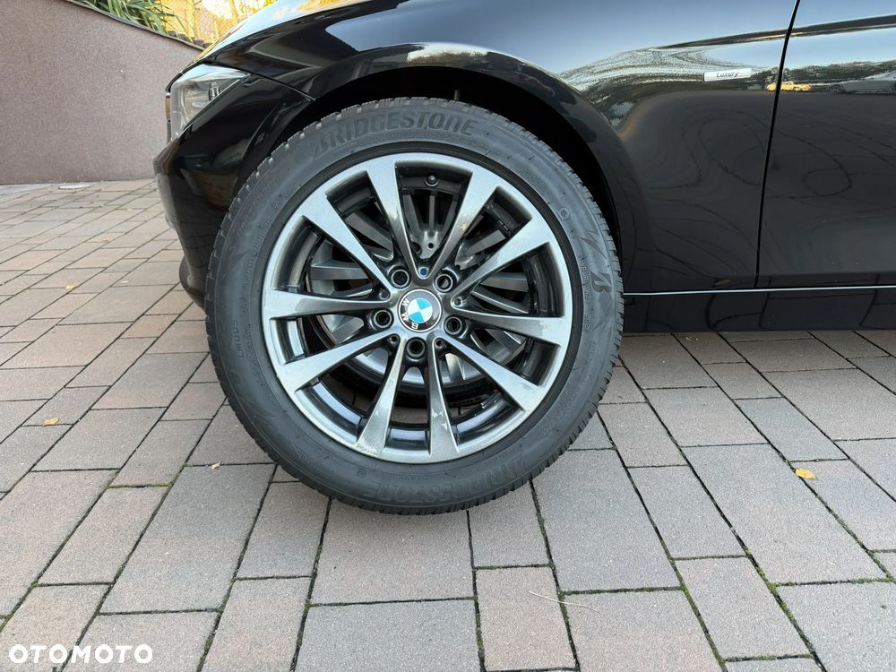 BMW Seria 3 - 36