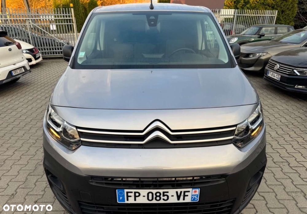 Citroën Berlingo benzyna - 8