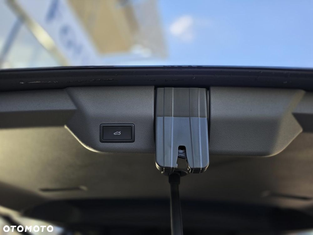 Volkswagen Multivan 2.0 TDI L2 Life DSG - 17