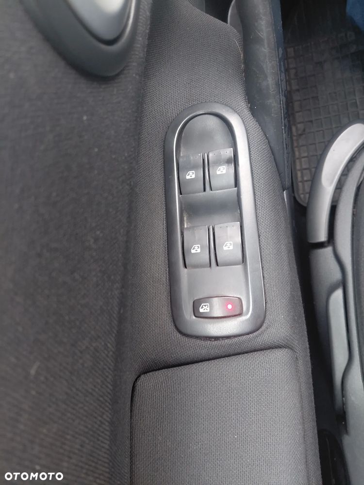 Renault Megane 1.6 16V 110 Expression - 13