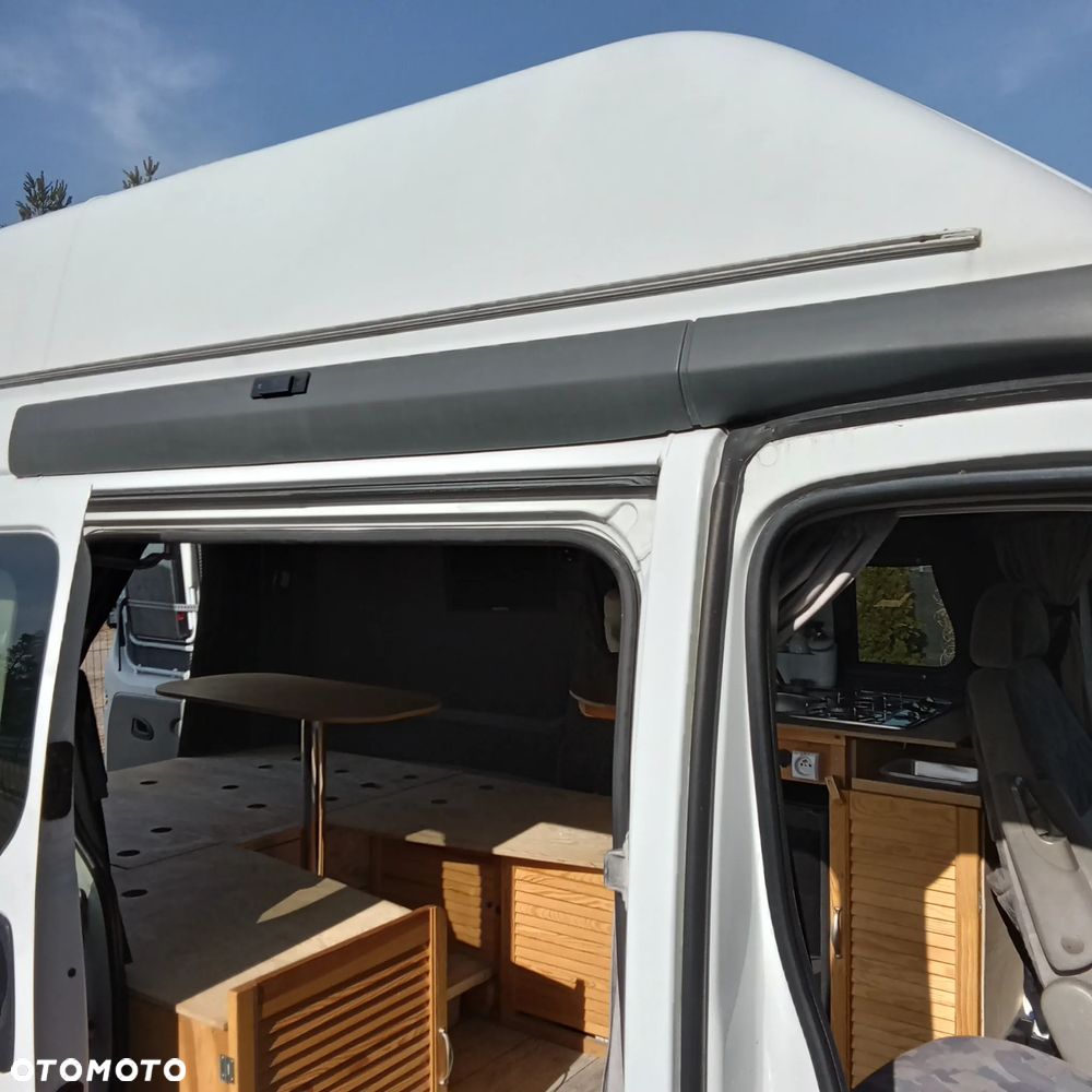 Renault Trafic - 14
