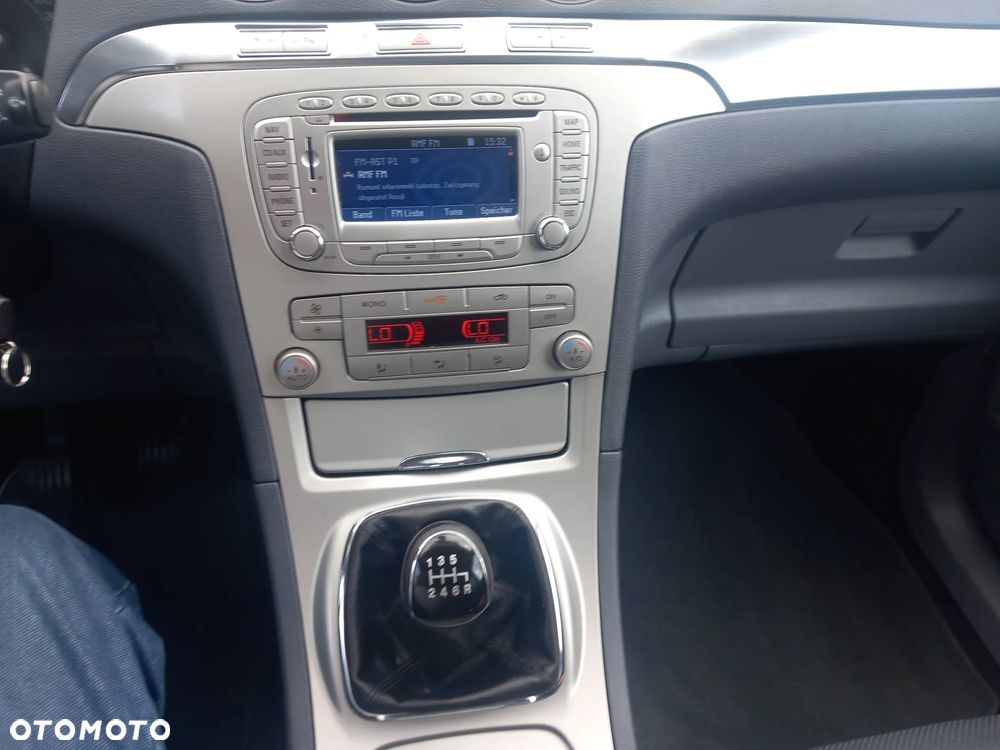 Ford S-Max 2.2 TDCi DPF Titanium - 31