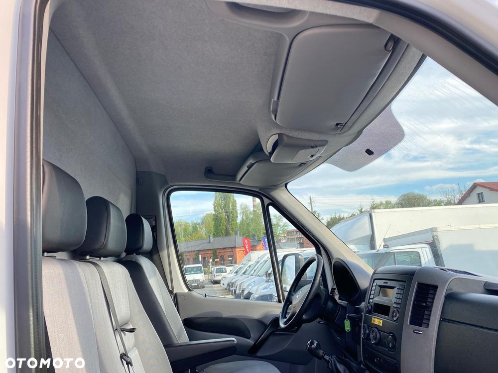 Volkswagen CRAFTER - 17