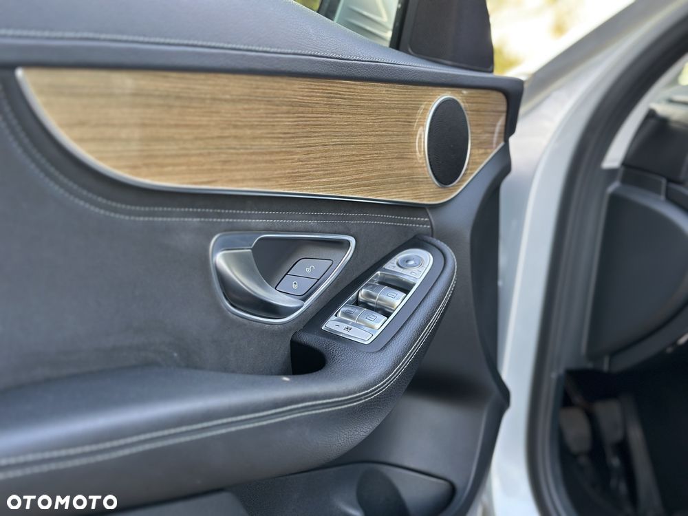 Mercedes-Benz Klasa C 180 (BlueTEC) d T - 24