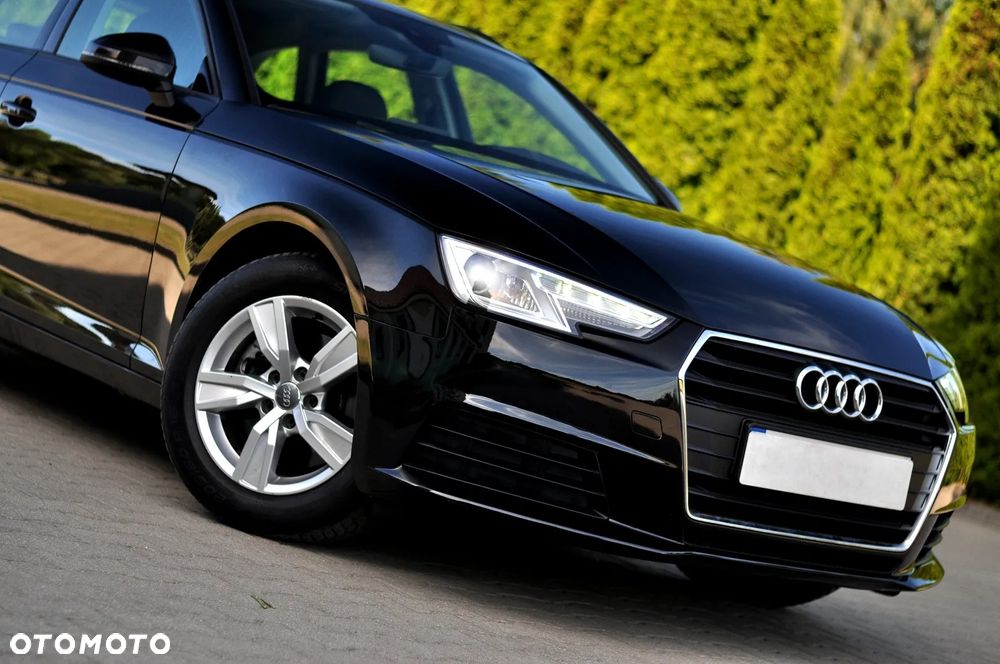 Audi A4 Avant 2.0 TDI Design - 2