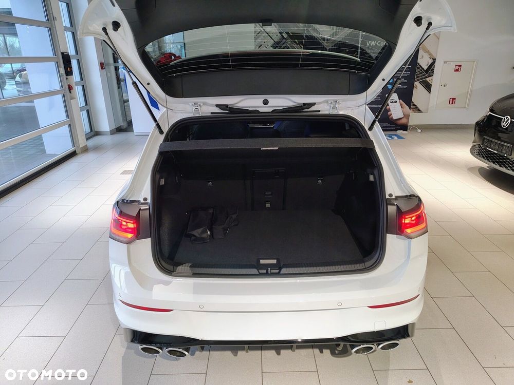 Volkswagen Golf - 12