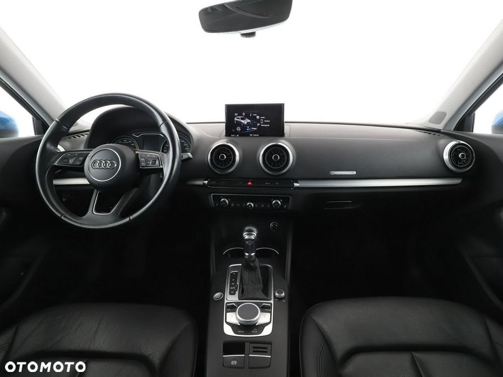 Audi A3 Sportback 1.4 TFSI e-tron design - 16