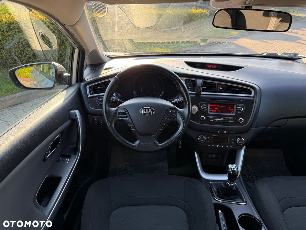Kia Ceed 1.6 CRDi M - 24